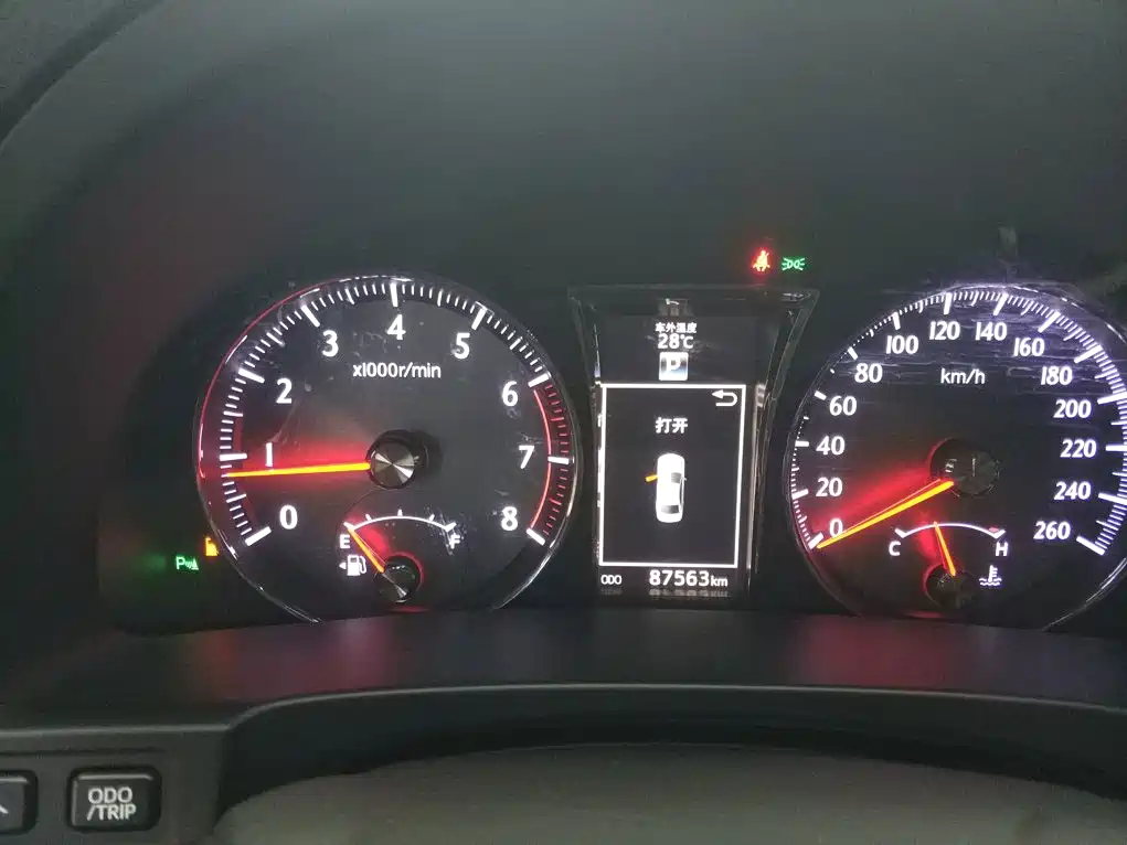 Toyota Crown 2018 — фото 12