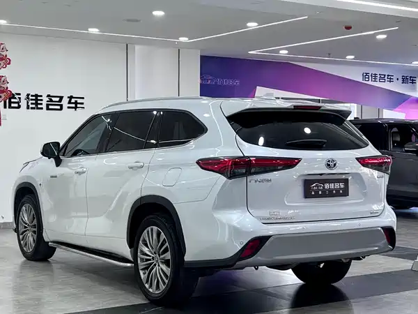 Toyota Highlander 2022