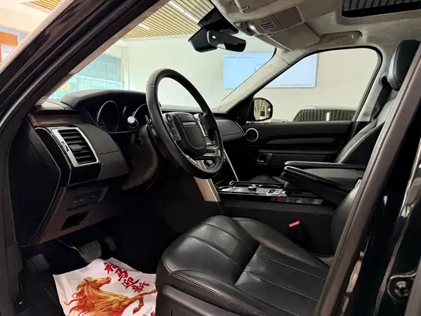 Land Rover Discovery 2017