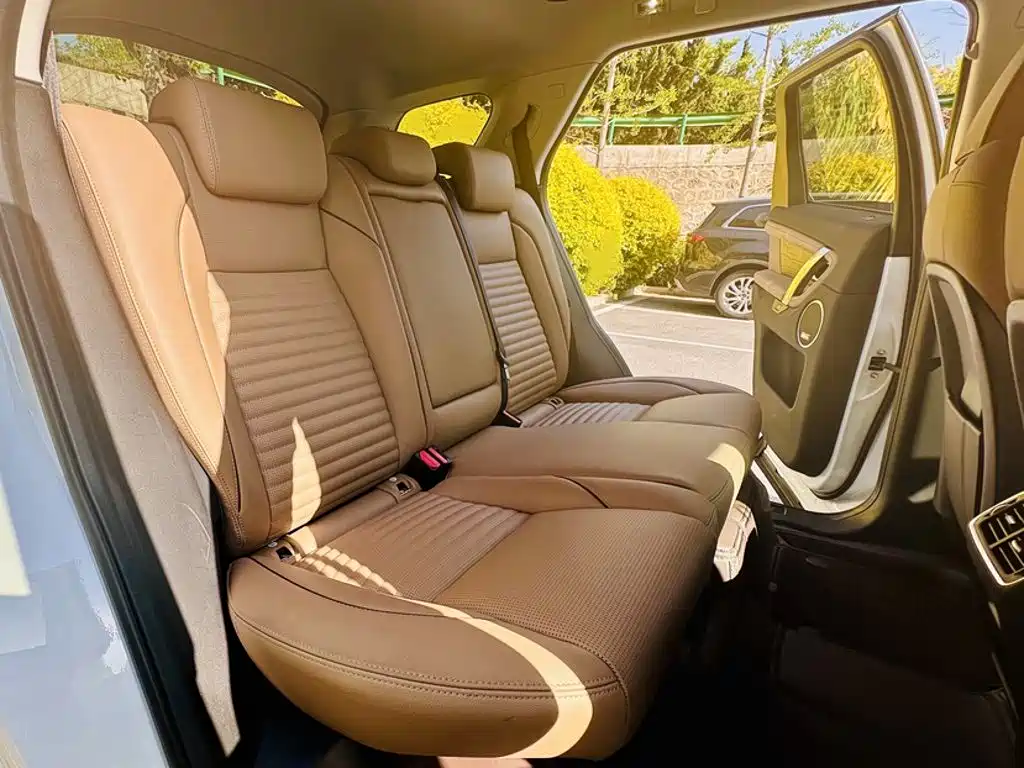 Land Rover Discovery Sport 2025 — фото 15