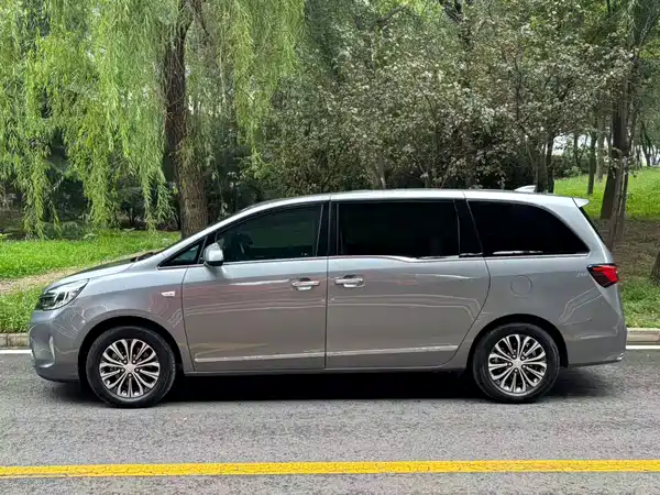Buick GL8 2021