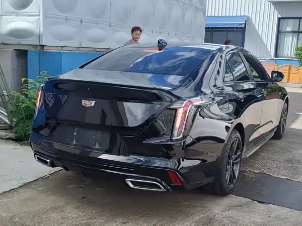 Cadillac CT4 2024