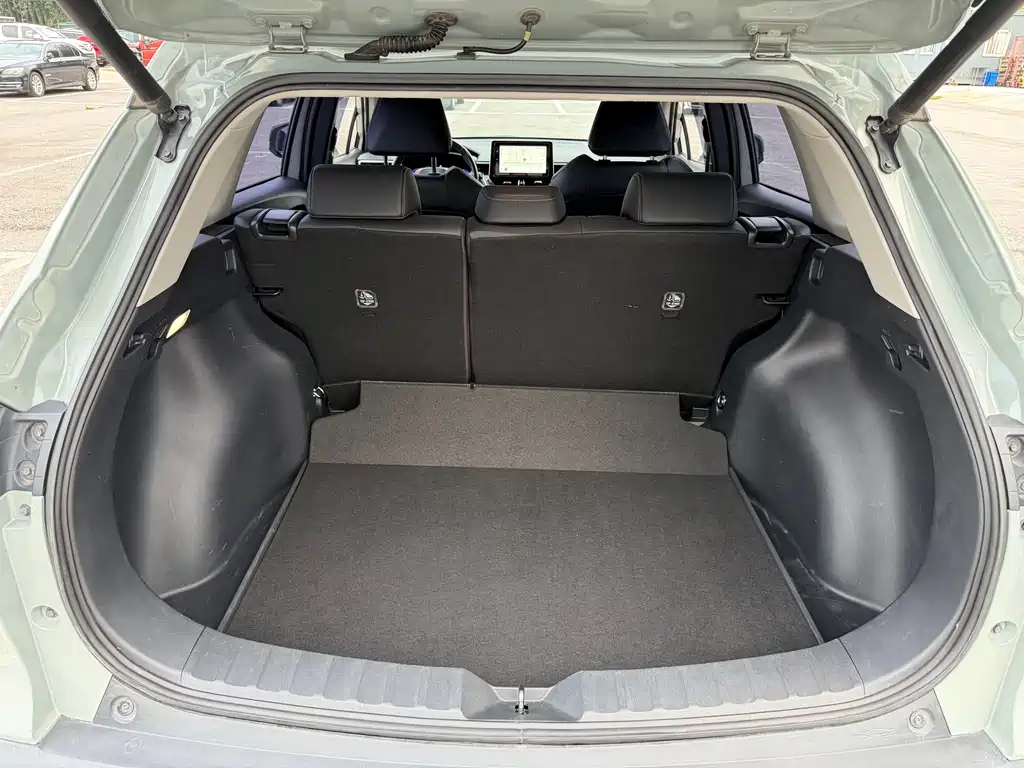 Toyota Corolla Cross 2022 — фото 13