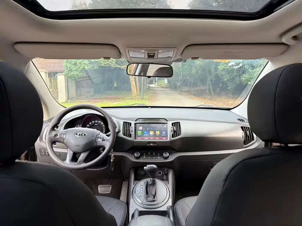 Kia Sportage 2012 — фото 10