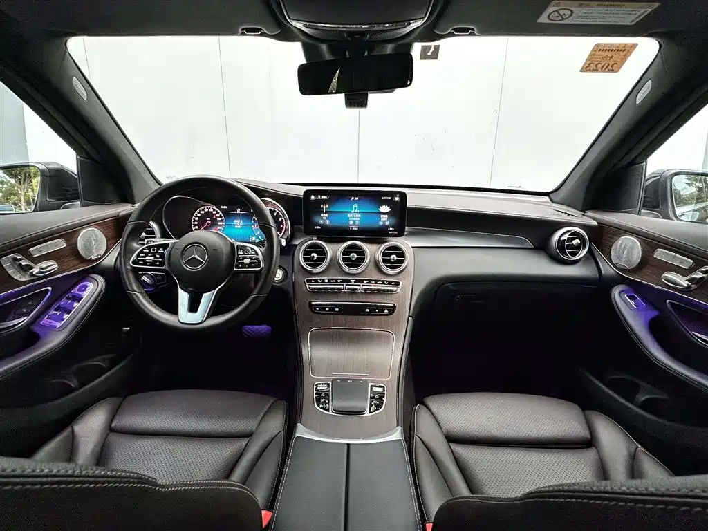 Mercedes-Benz GLC 2021 — фото 18