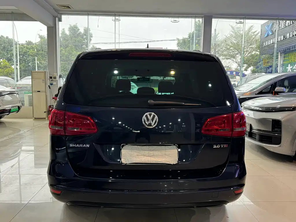Volkswagen Sharan 2015 — фото 16