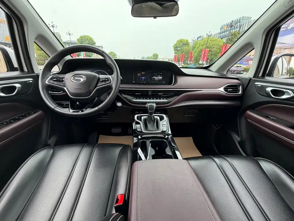 GAC Motor Trumpchi M6 2024 — фото 12