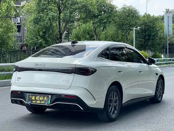 BYD Seal 06 2025