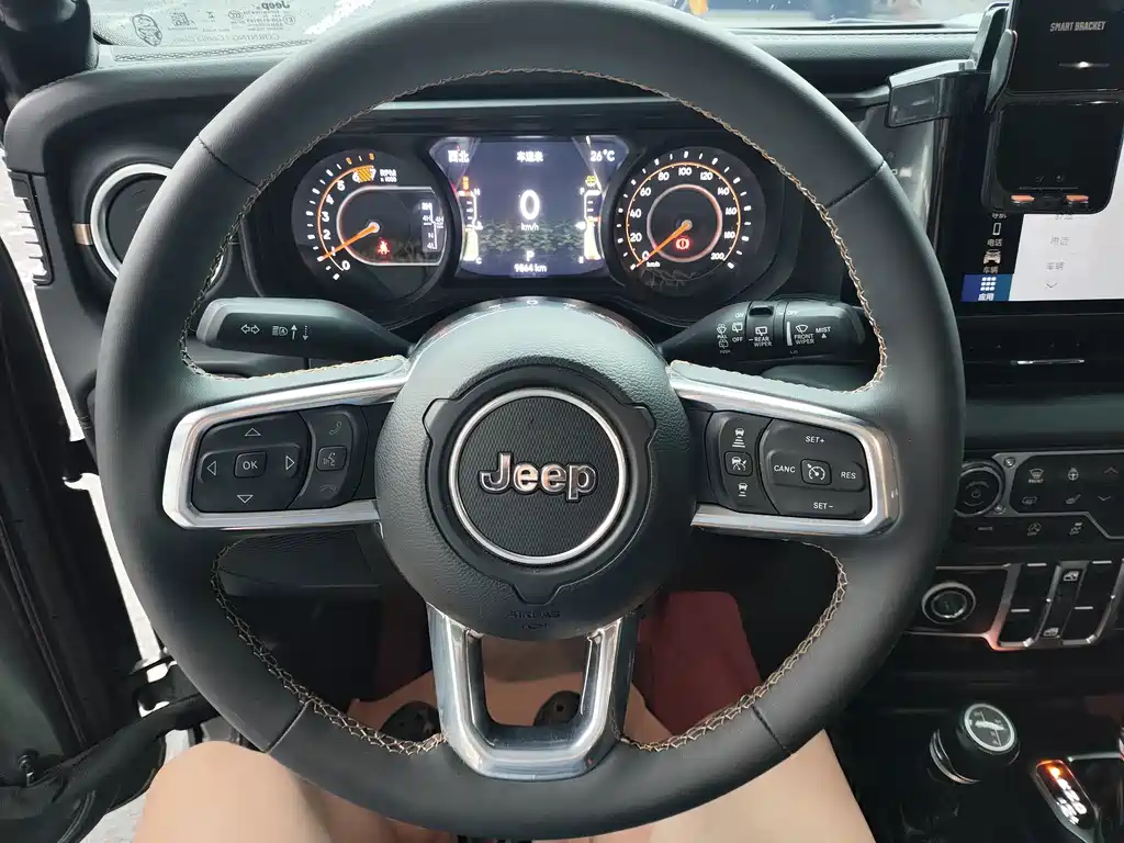 Jeep Wrangler 2025 — фото 12