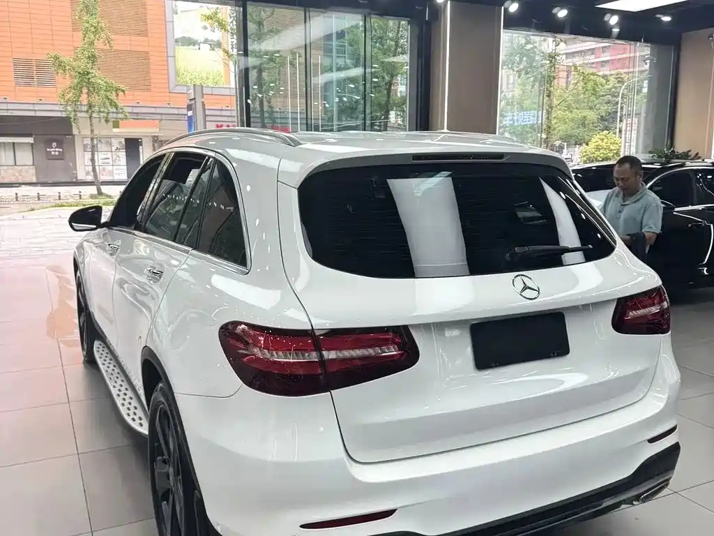 Mercedes-Benz GLC 2018 — фото 6