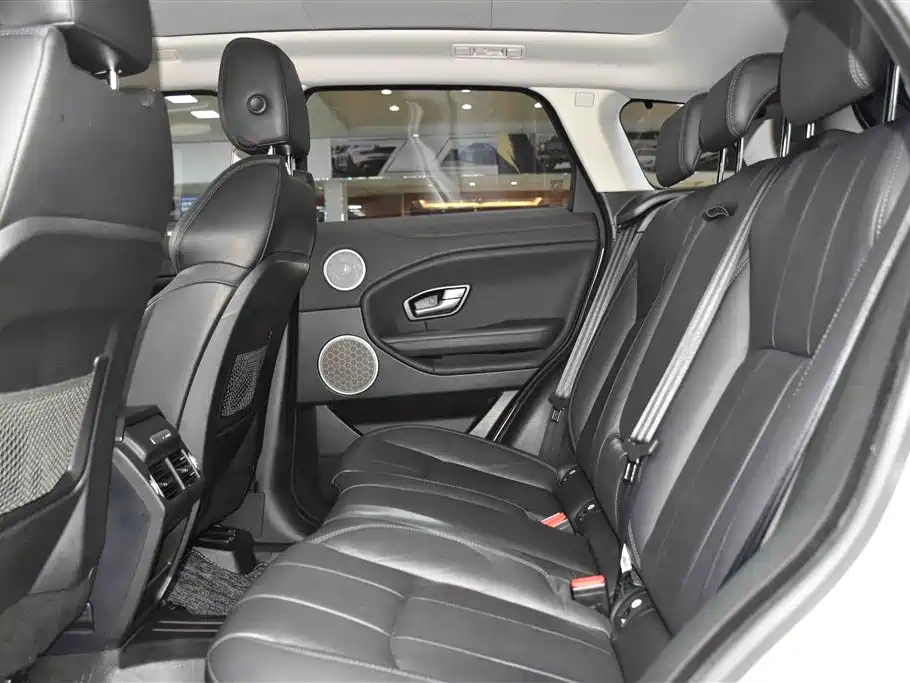 Land Rover Evoque 2017 — фото 10