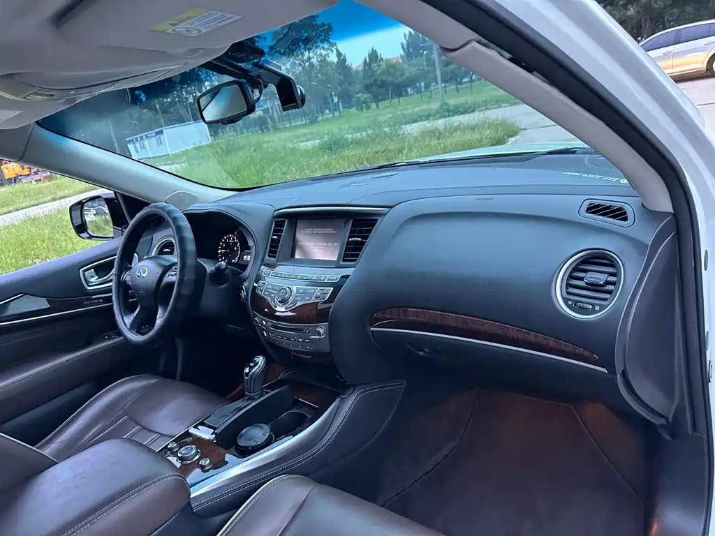 Infiniti QX60 2017 — фото 17