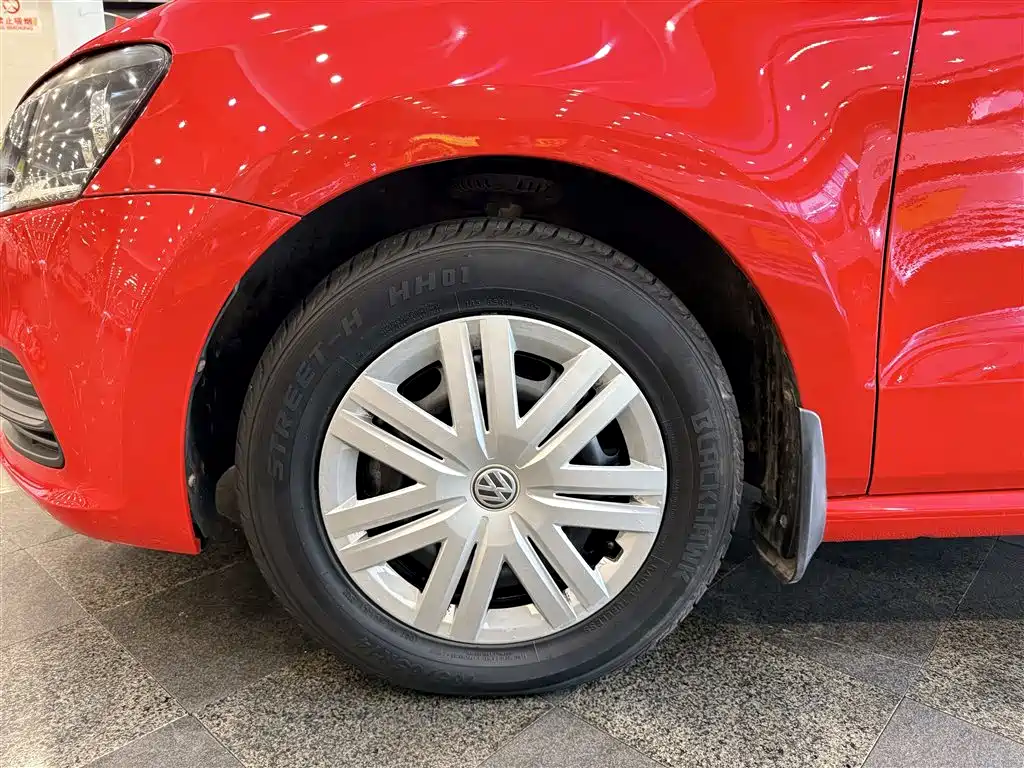 Volkswagen Polo 2018 — фото 15