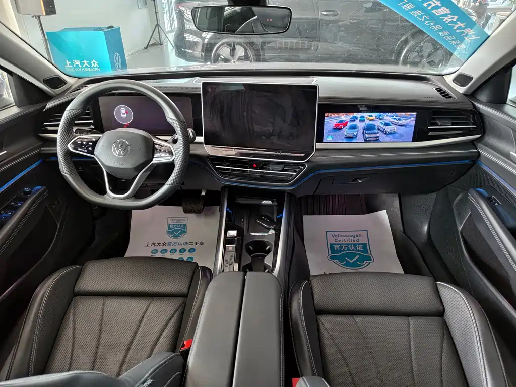 Volkswagen Passat 2024