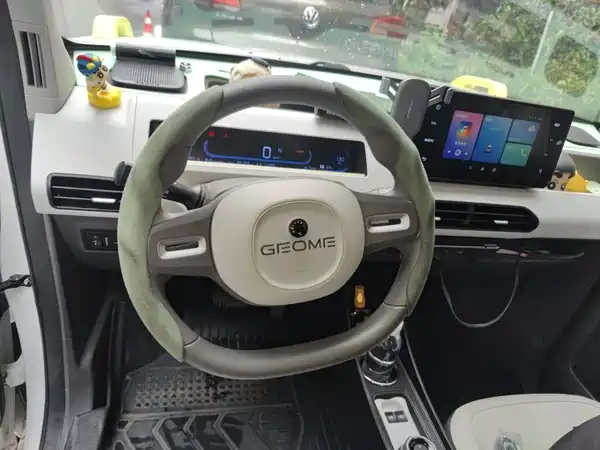Geely Galaxy Panda 2024