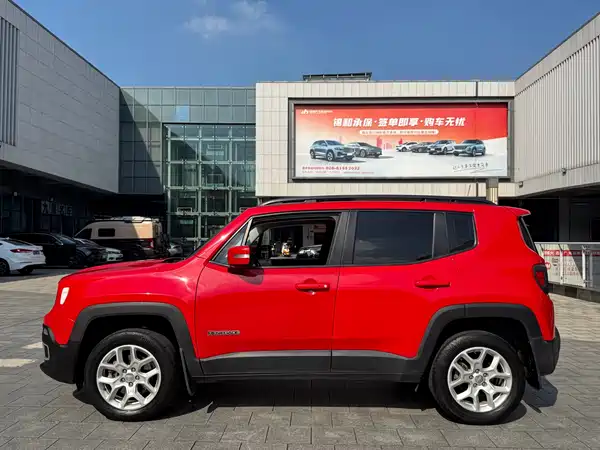 Jeep Freeman 2017
