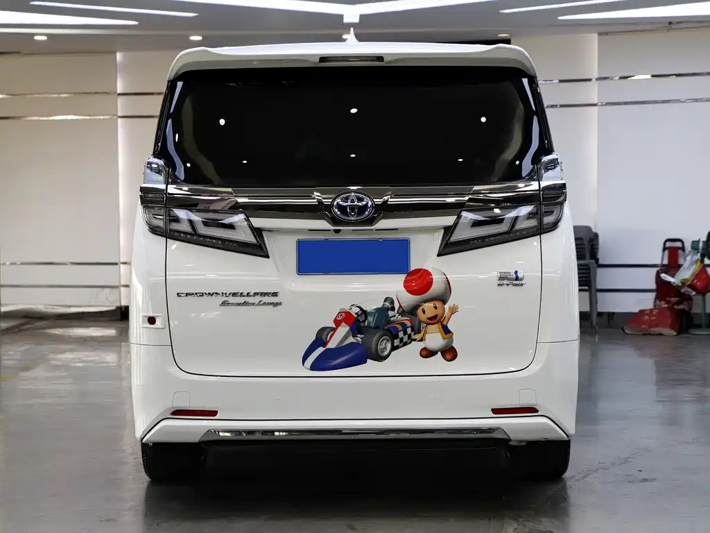 Toyota Vellfire 2022 — фото 5
