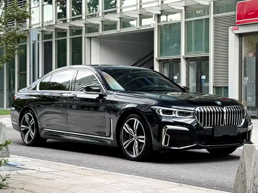 BMW 7 Series 2017 — фото 3