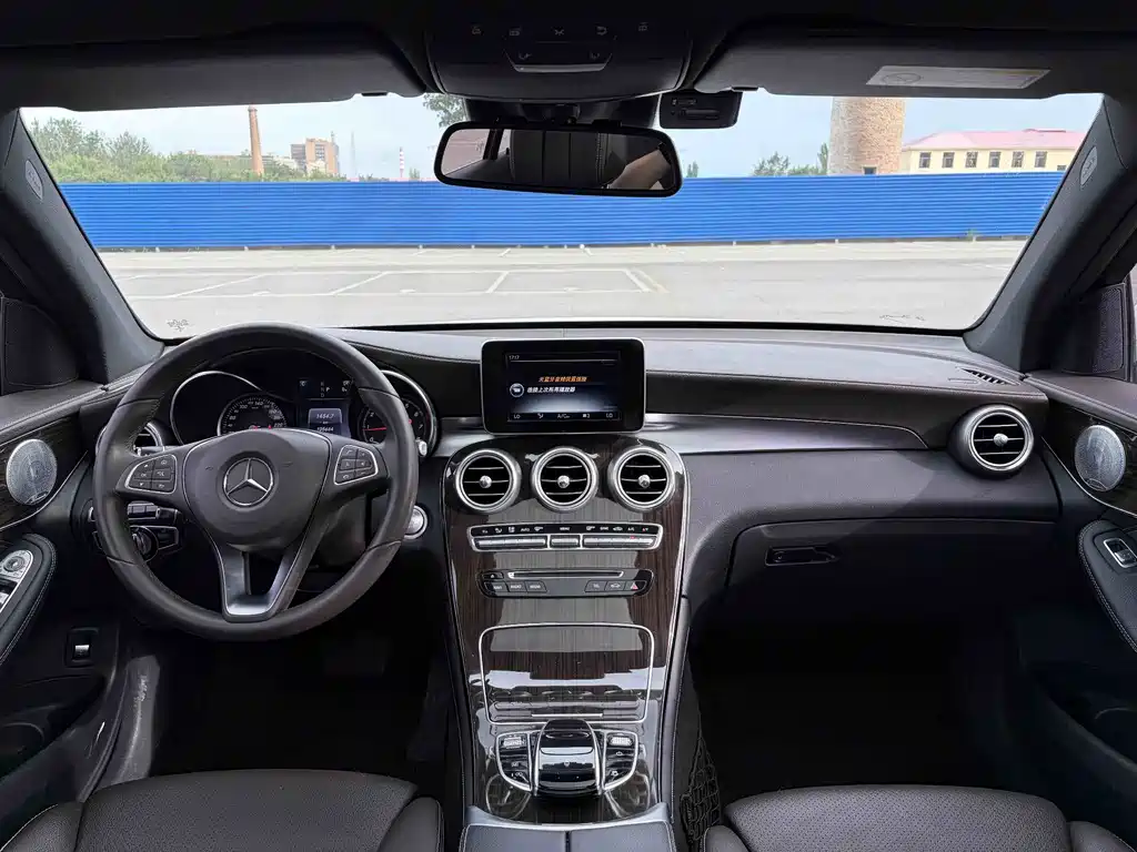 Mercedes-Benz GLC 2016