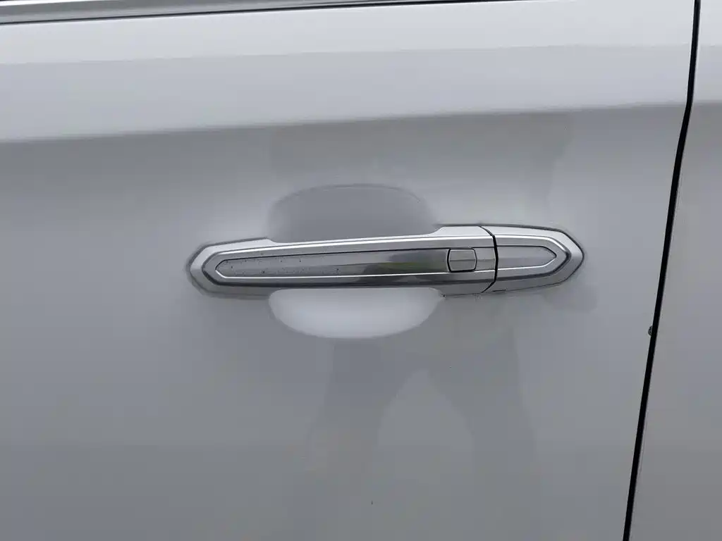 Cadillac XTS 2019 — фото 18