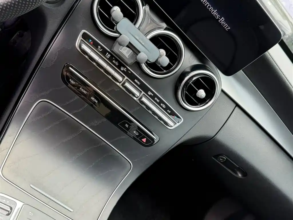 Mercedes-Benz C-Class 2021 — фото 9