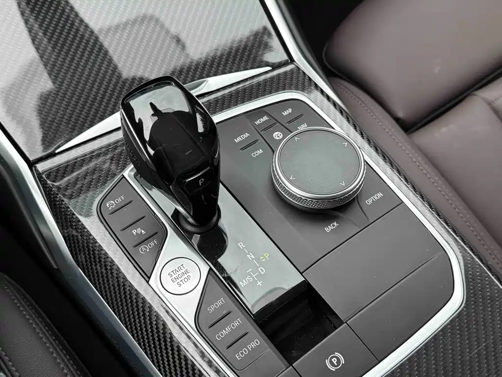 BMW 3 Series 2021 — фото 12