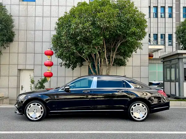 Mercedes-Benz Maybach S-Class 2015