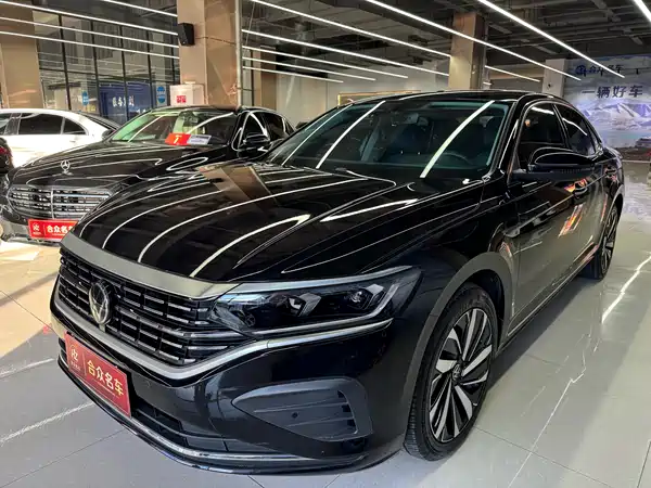 Volkswagen Passat 2024