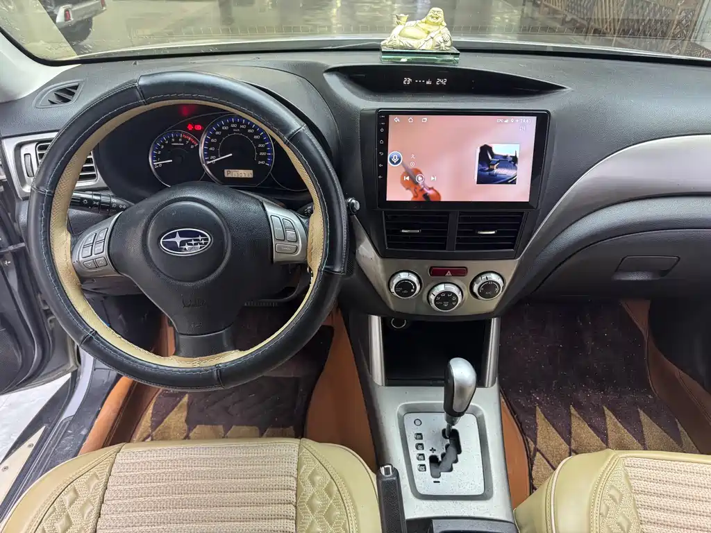 Subaru Forester 2011