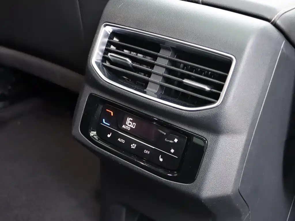 Volkswagen Talagon 2023 — фото 16