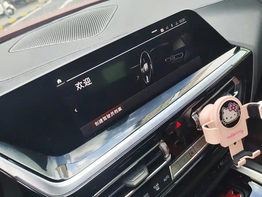 BMW Z4 2023 — фото 13