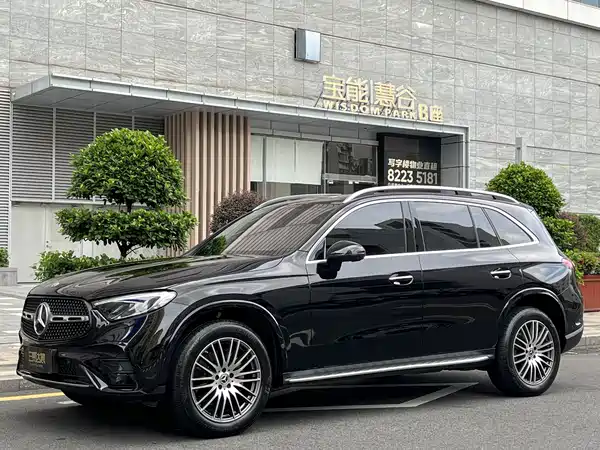 Mercedes-Benz GLC 2023