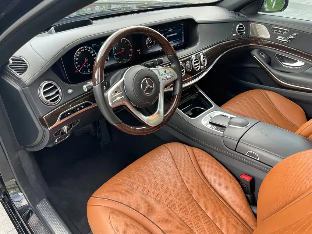 Mercedes-Benz Maybach S-Class 2021 — фото 9