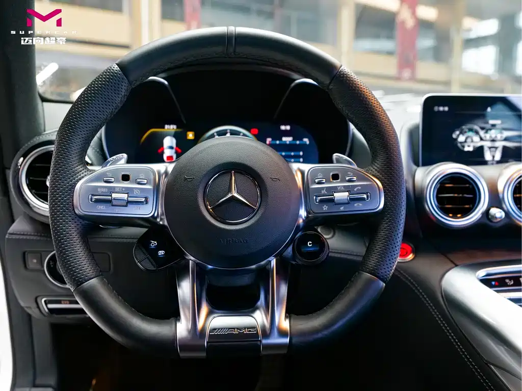 Mercedes-Benz AMG GT 2020 — фото 10