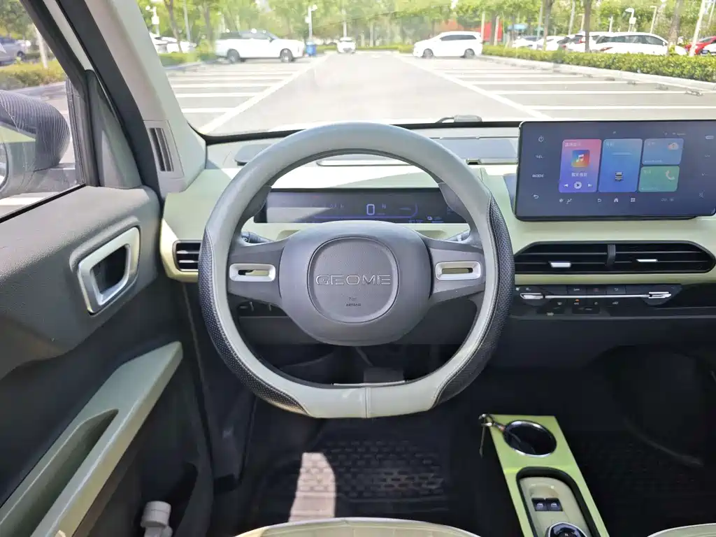 Geely Galaxy Panda 2023 — фото 14