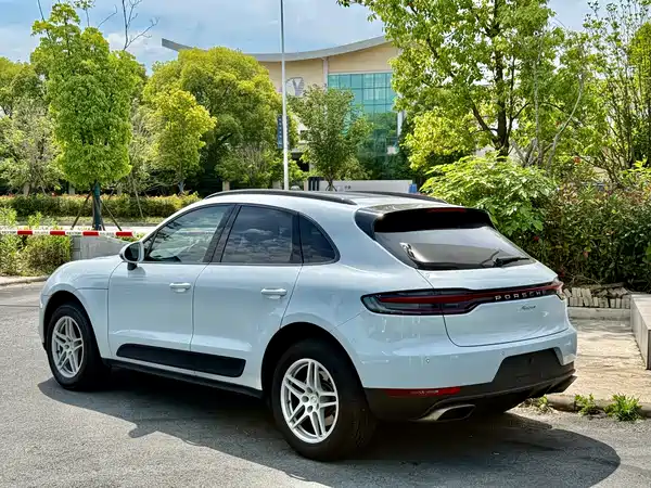 Porsche Macan 2020