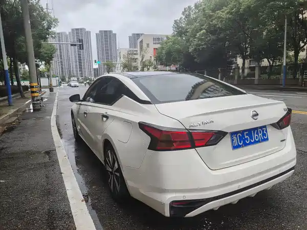 Nissan Teana 2021