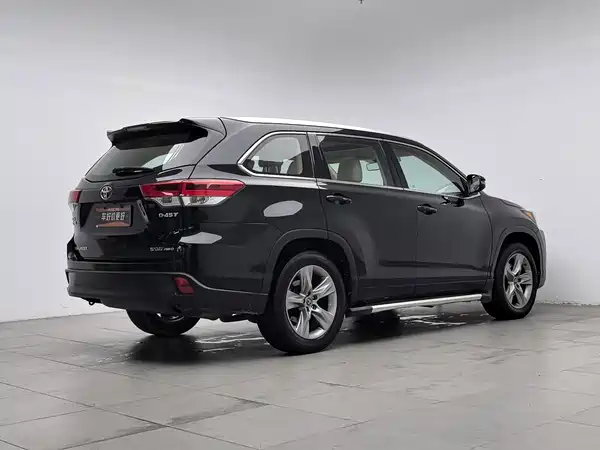 Toyota Highlander 2018