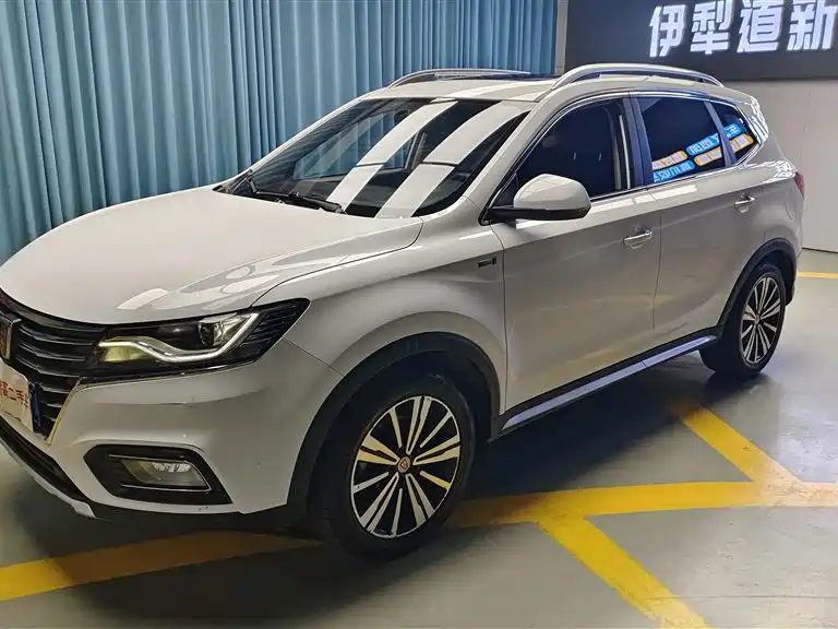 Roewe RX5 2020 — фото 1
