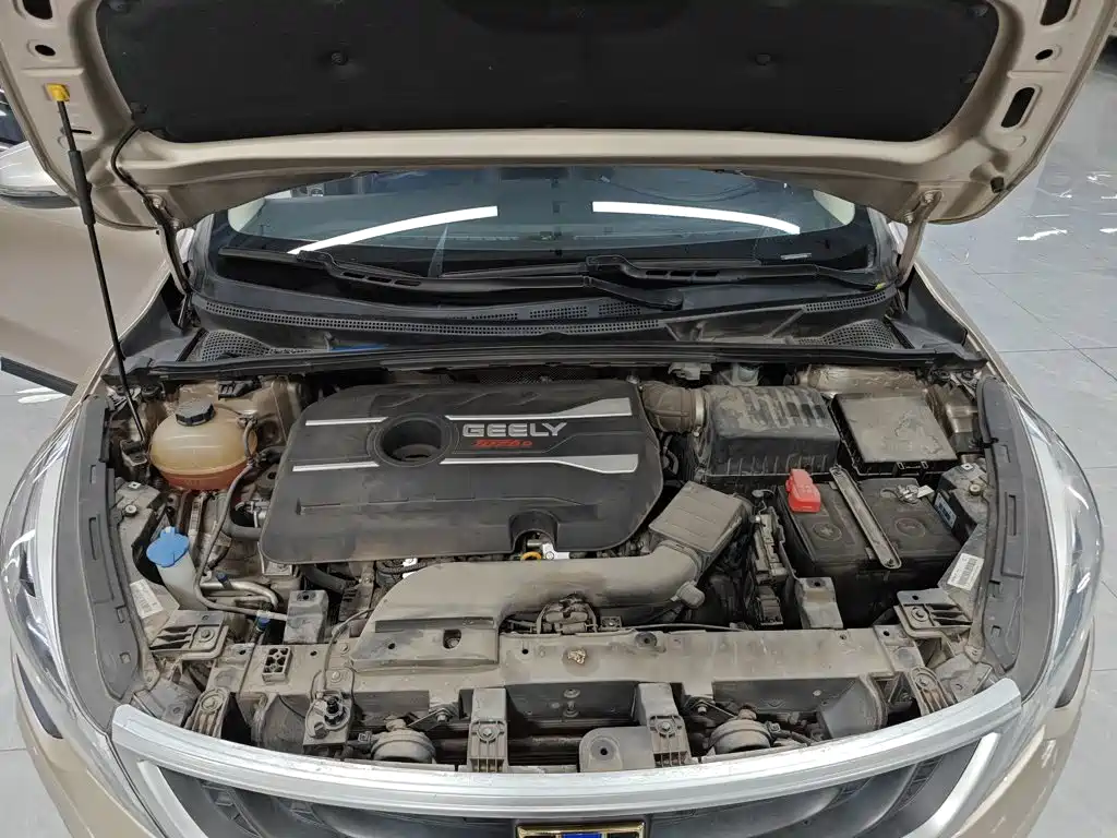 Geely Emgrand GS 2019 — фото 20