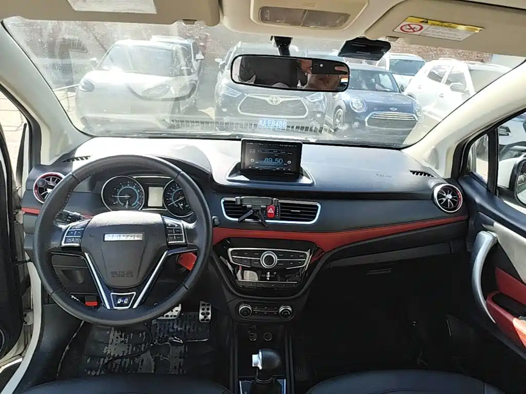 Haval H1 2016 — фото 10