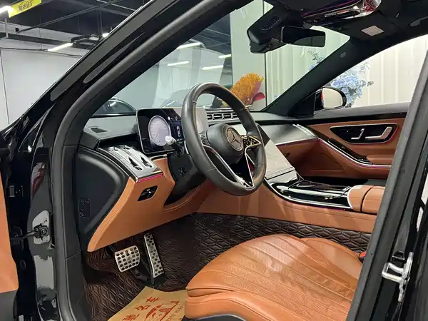 Mercedes-Benz S-Class 2021