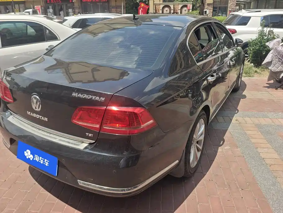 Volkswagen Magotan 2014