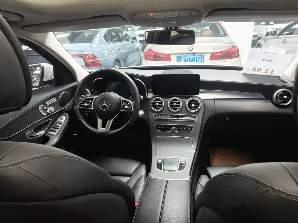 Mercedes-Benz C-Class 2021