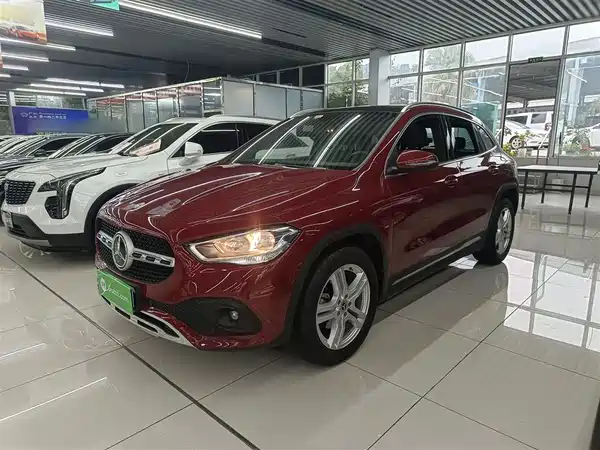 Mercedes-Benz GLA 2020