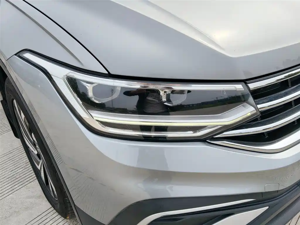 Volkswagen Tiguan L 2021 — фото 20