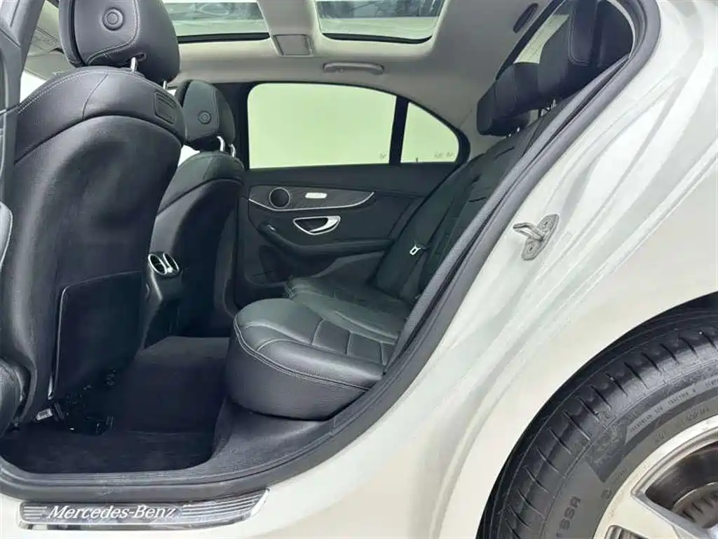 Mercedes-Benz C-Class 2018