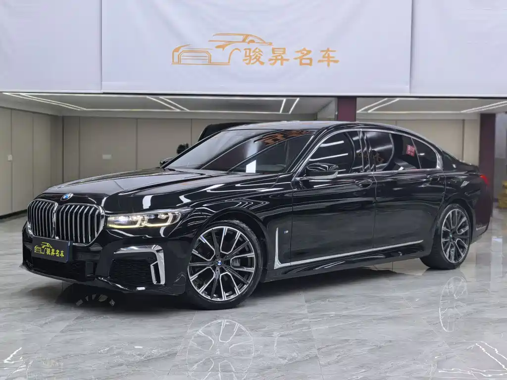 BMW 7 Series 2019 — фото 1