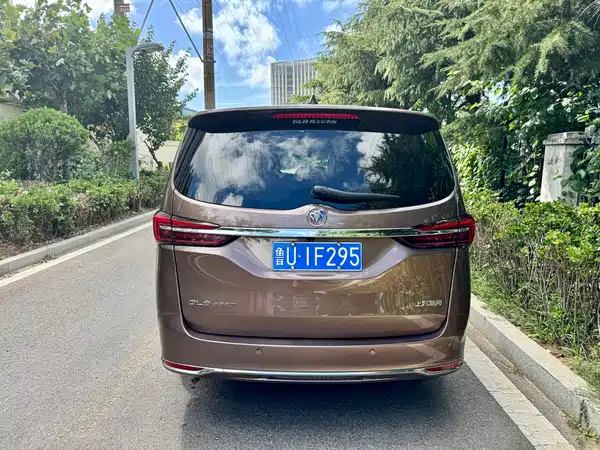 Buick GL8 2021