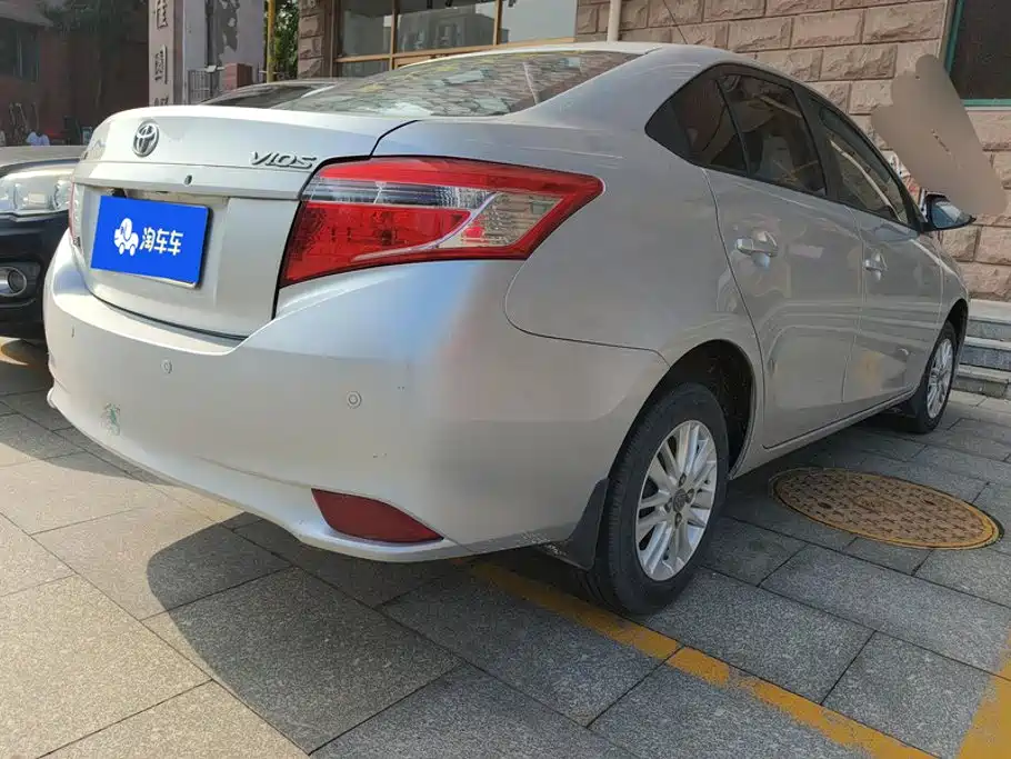 Toyota Vios 2014 — фото 3